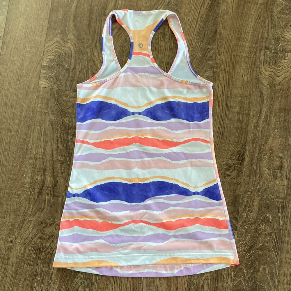 Lululemon tank top - Picture 2 of 3